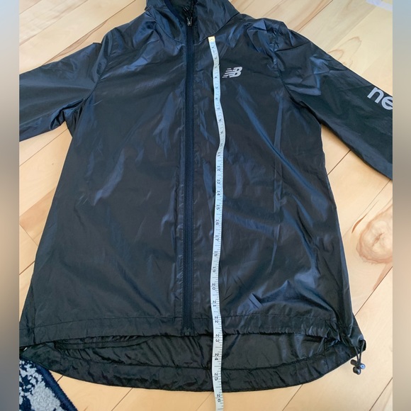 New balance black windbreaker size M - Picture 7 of 8